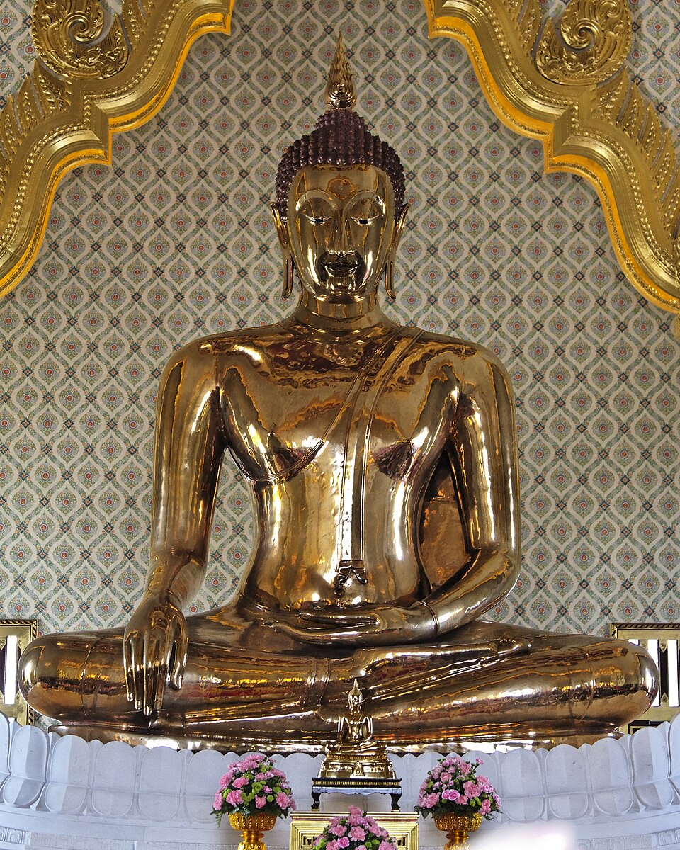 02Phra_Buddha_Maha_Suvarna_Patimakorn,_Wat_Trai_Mit,_Bangkok.jpg